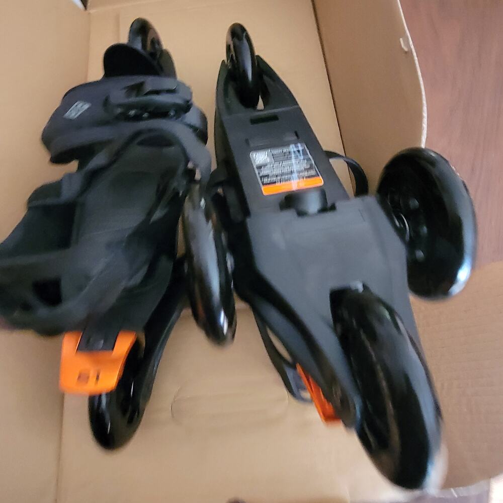 Cardiff Skate Co. Model S1 Adjustable Skates for Men and Women skating New - Picture 9 of 10